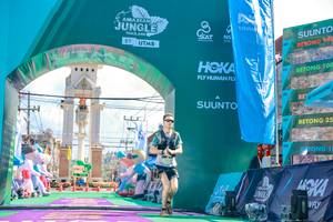 BIB: 140, 100
                            <button type="button" onclick="openModal(24867588)" class="btn btn-primary btn-sm float-right btn-popup" data-toggle="modal" data-target=".modal-high-quality">
                        <i class="fas fa-shopping-cart"></i> Add to Cart
                    </button>
                                            <button type="button" onclick="isThisMe(24867588, true)" class="btn btn-success btn-sm float-right btn-popup btn-isme hidden" data-toggle="tooltip" data-placement="bottom" title="นี่คือรูปของคุณใช่ไหม คลิกที่นี่เพื่อเอาเข้าอัลบั้ม">
                        <i class="fas fa-plus"></i> Add to album
                    </button>
                    <button type="button" onclick="isThisMe(24867588, false)" class="btn btn-warning btn-sm float-right btn-popup btn-isnotme hidden">
                        <i class="fas fa-ban"></i> Remove from album
                    </button>